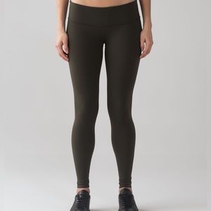 Lululemon Dark Olive low rise 28inch luon size 6. ITEM DISCONTINUED, like new